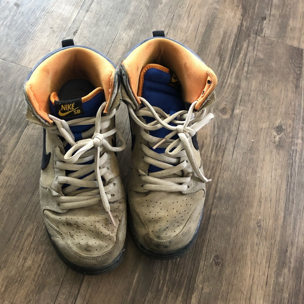 Nike mid top AG “rare” worm many times!